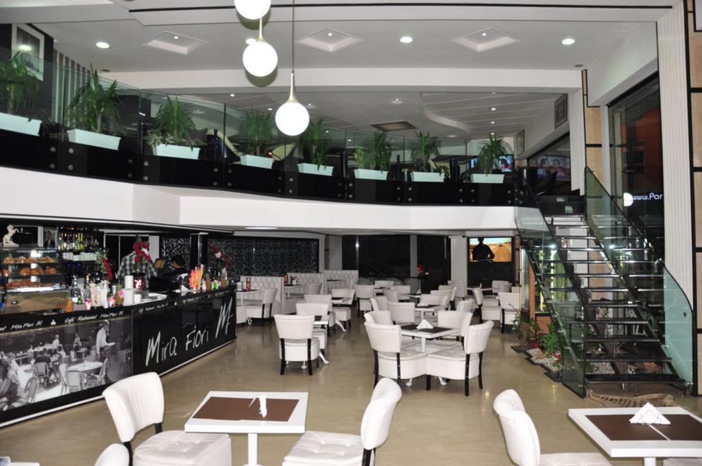 Val Fleuri Apartment With Balcony, Casablanca Luaran gambar
